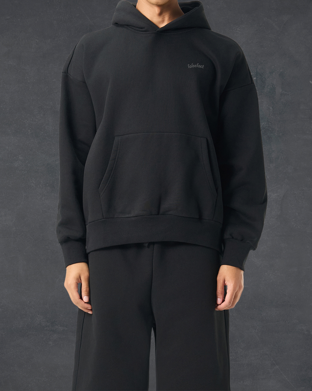 Essential Heavyweight Hoodie - Obsidian