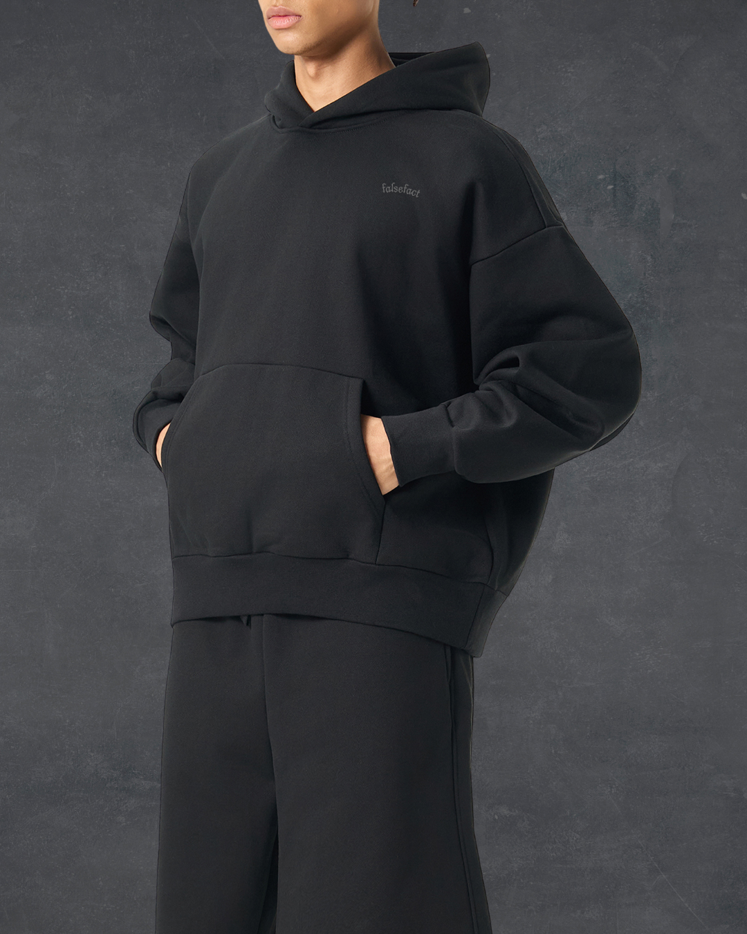 Essential Heavyweight Hoodie - Obsidian
